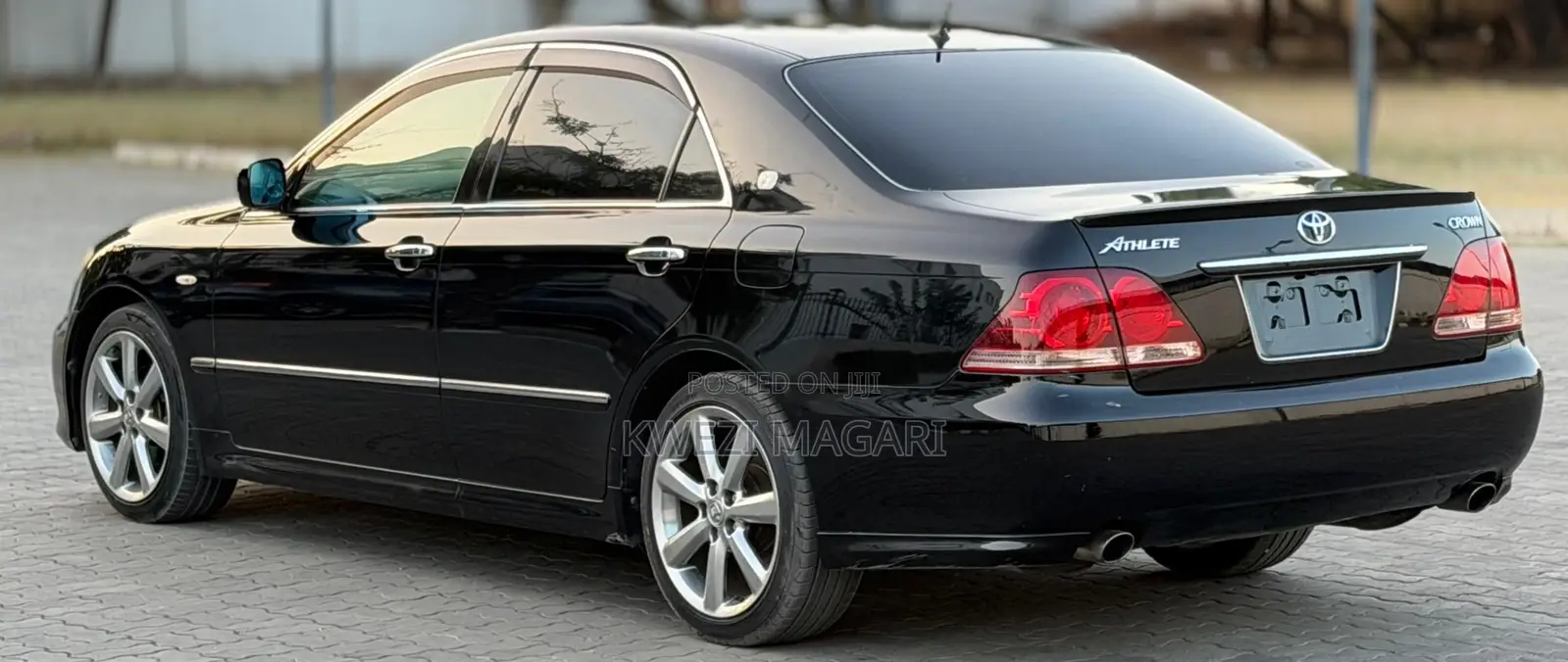 Toyota Crown 2006 Black
