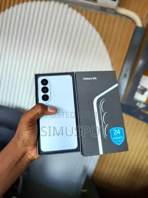 New Samsung Galaxy S26 Ultra 5G 256 GB Gray