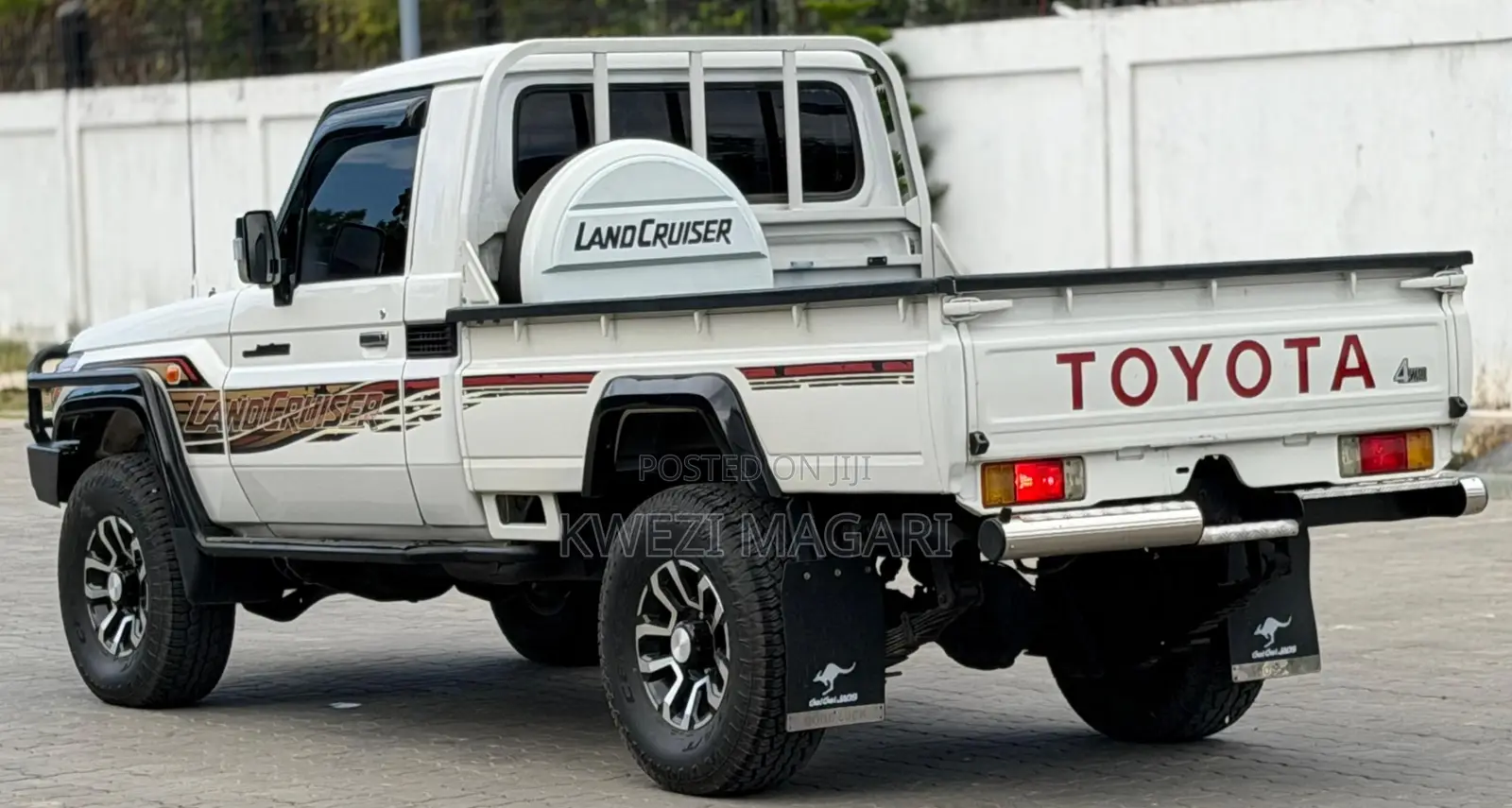 Toyota Land Cruiser 2012 White