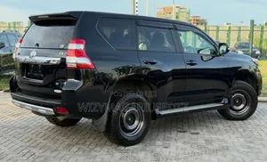 Toyota Land Cruiser Prado 2015 Black