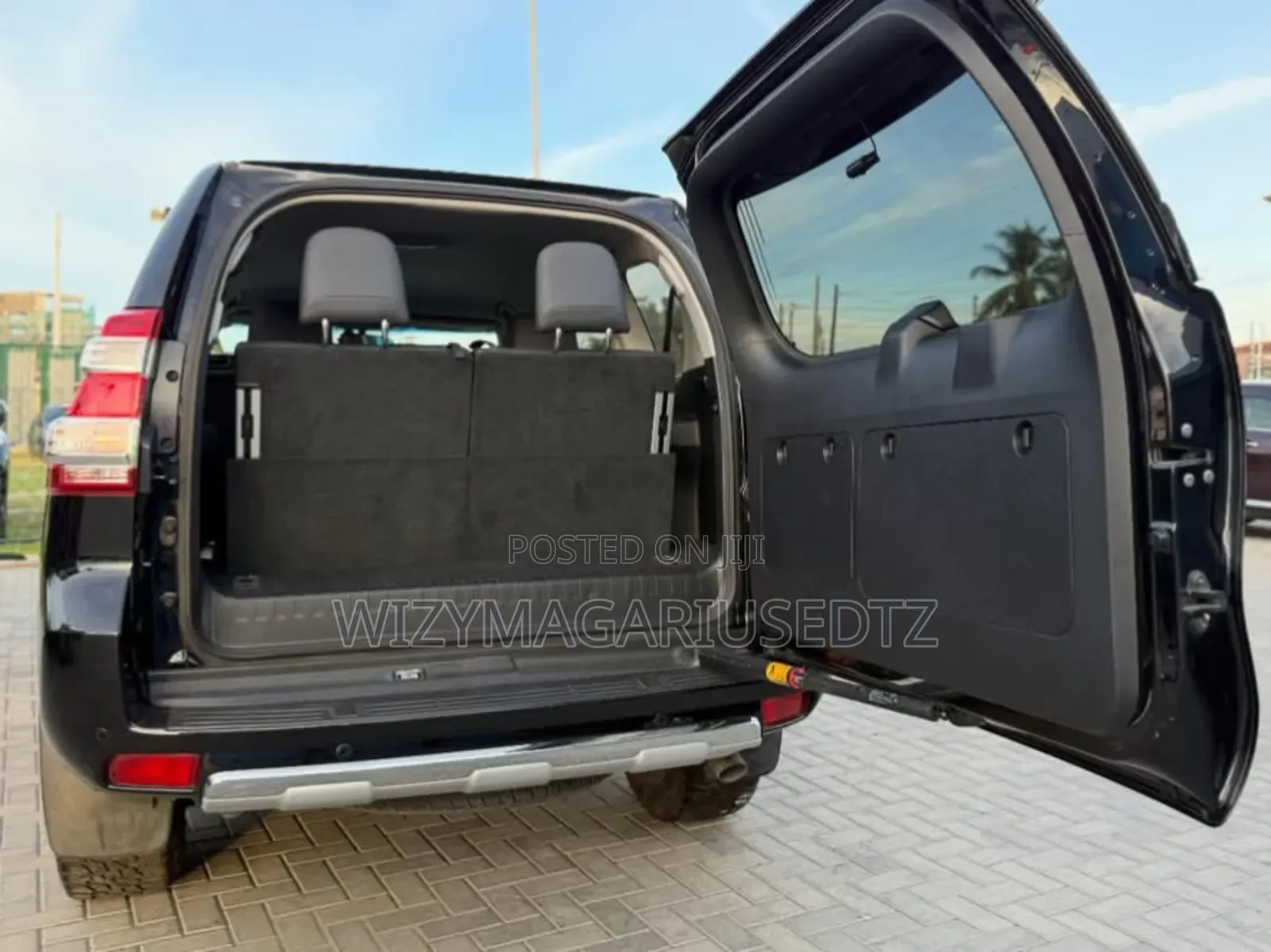 Toyota Land Cruiser Prado 2015 Black