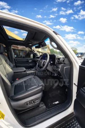 Toyota Land Cruiser Prado 2.8 2024 White