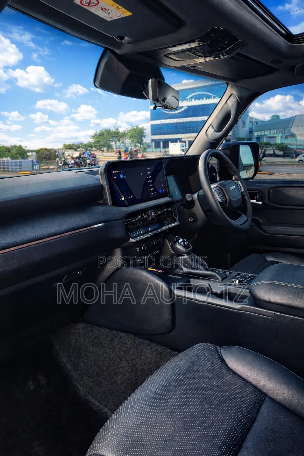 Toyota Land Cruiser Prado 2.8 2024 White