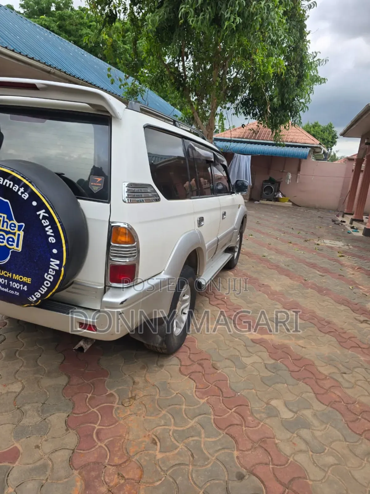 Toyota Land Cruiser Prado 2001 White