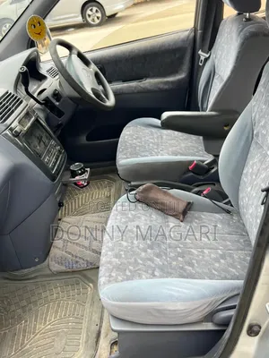 Toyota Ipsum 2004 Silver