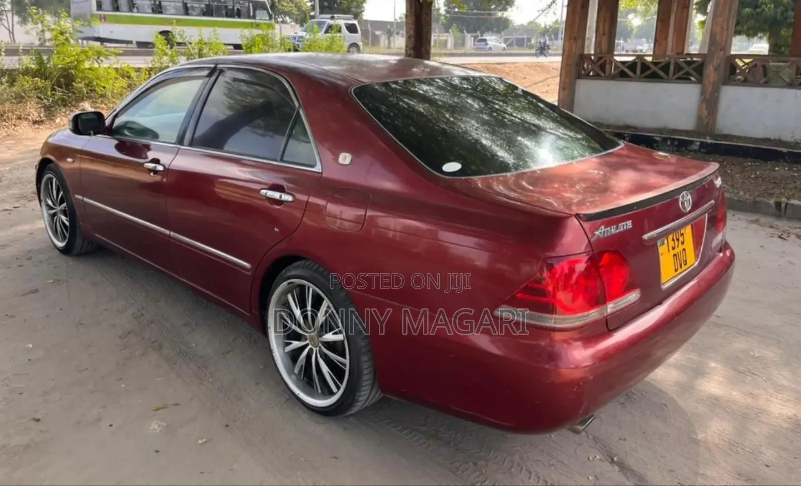 Toyota Crown 2006 Maroon