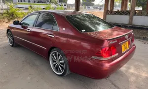 Toyota Crown 2006 Maroon