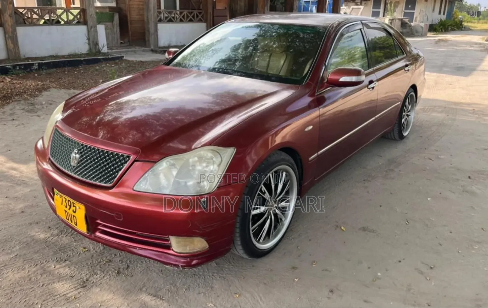 Toyota Crown 2006 Maroon
