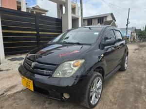Toyota IST 2005 Black