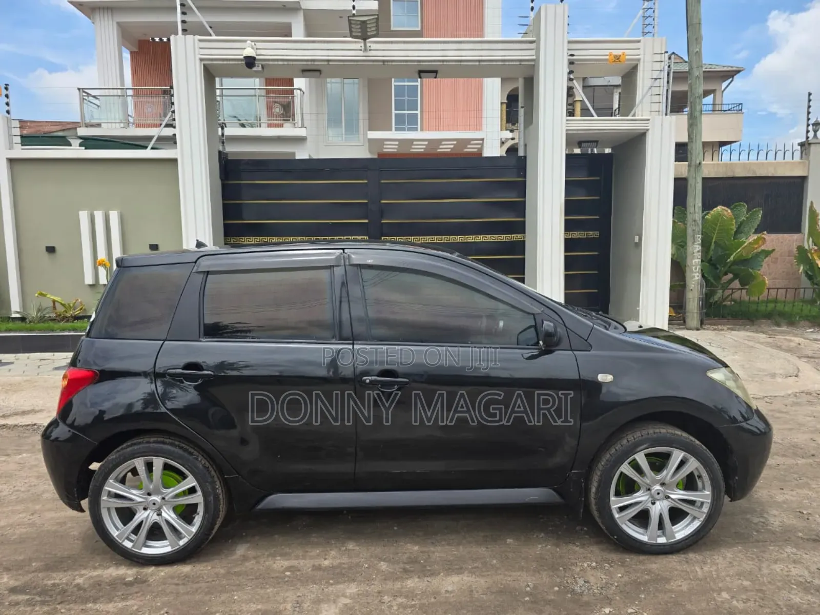 Toyota IST 2005 Black