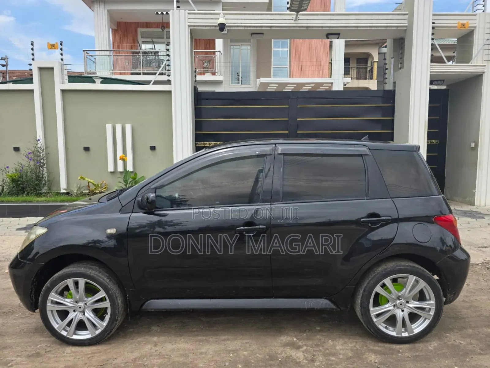 Toyota IST 2005 Black
