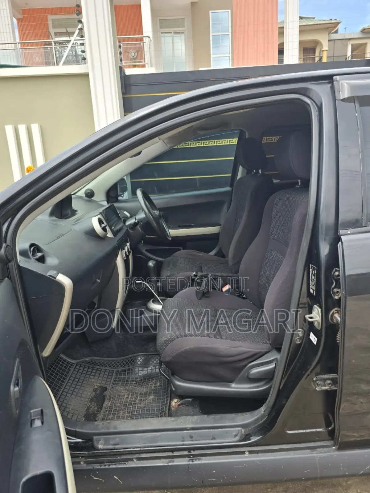 Toyota IST 2005 Black
