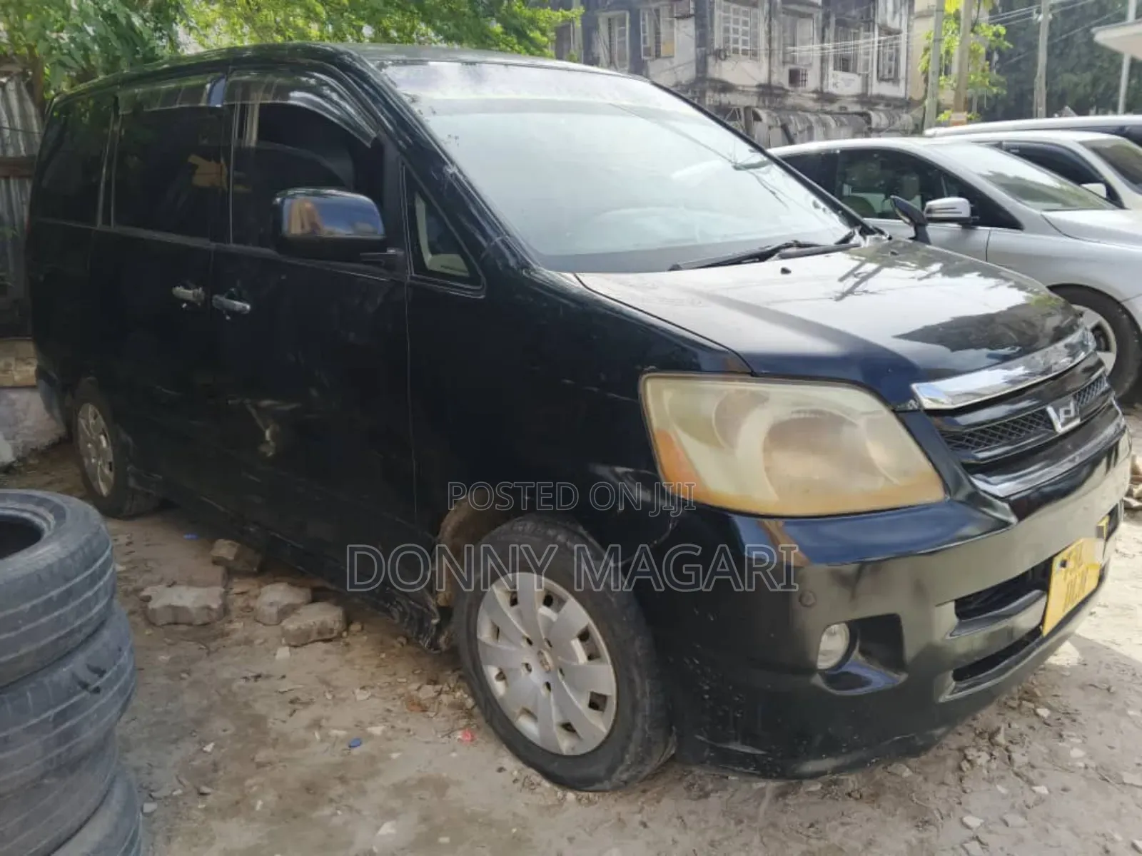 Toyota Noah 2005 Black
