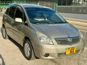 Toyota Corolla Spacio 2007 Gold
