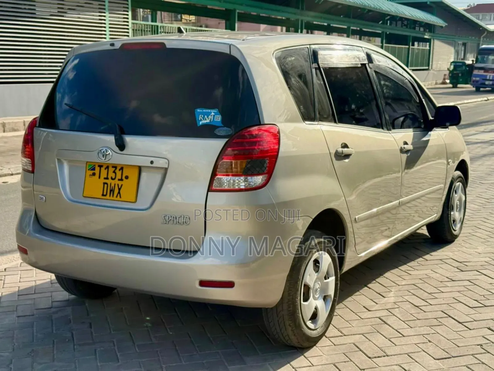 Toyota Corolla Spacio 2007 Gold
