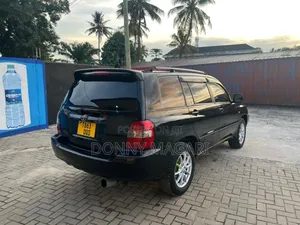 Toyota Kluger 2005 Black