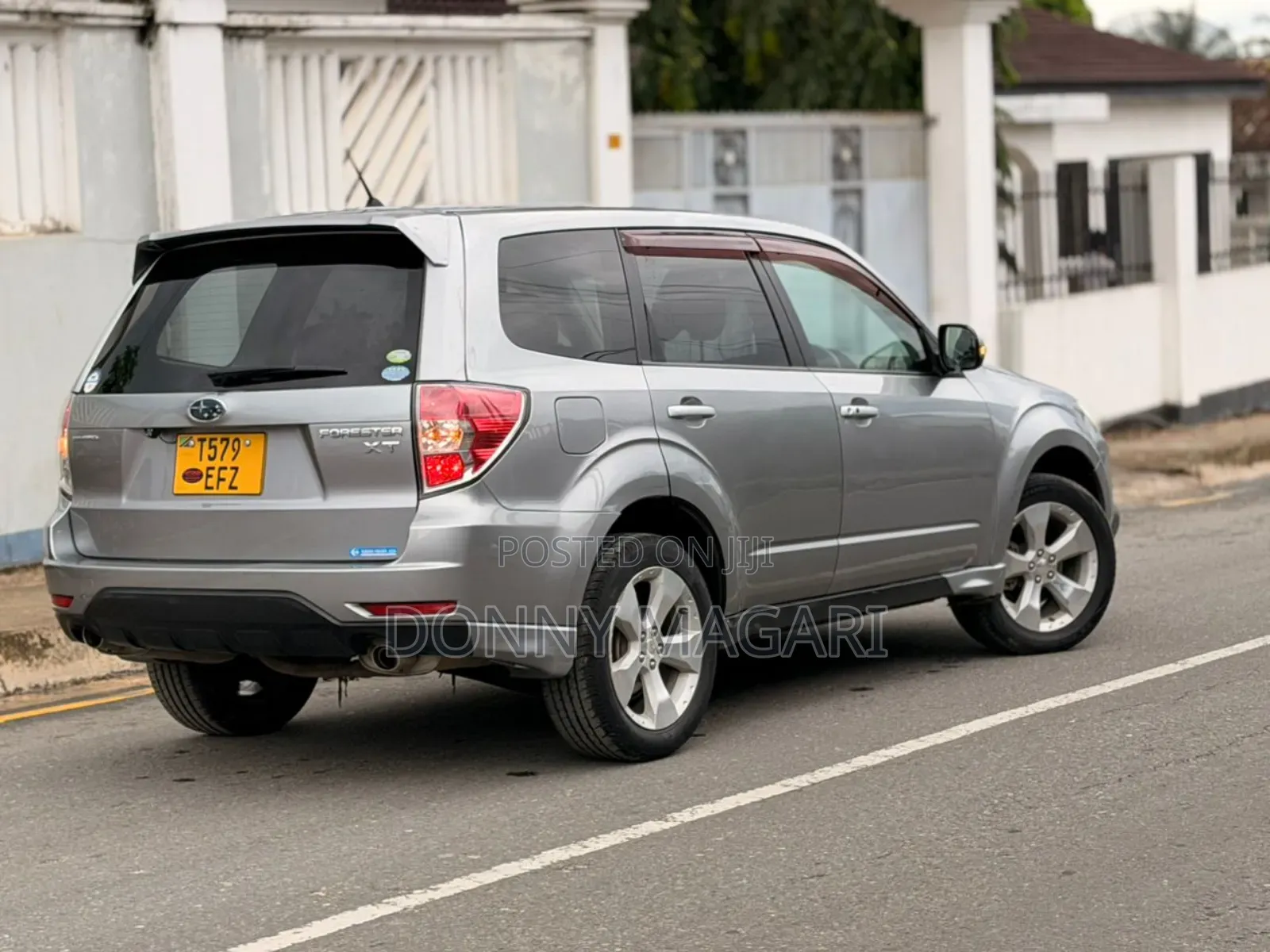 Subaru Forester 2010 Silver
