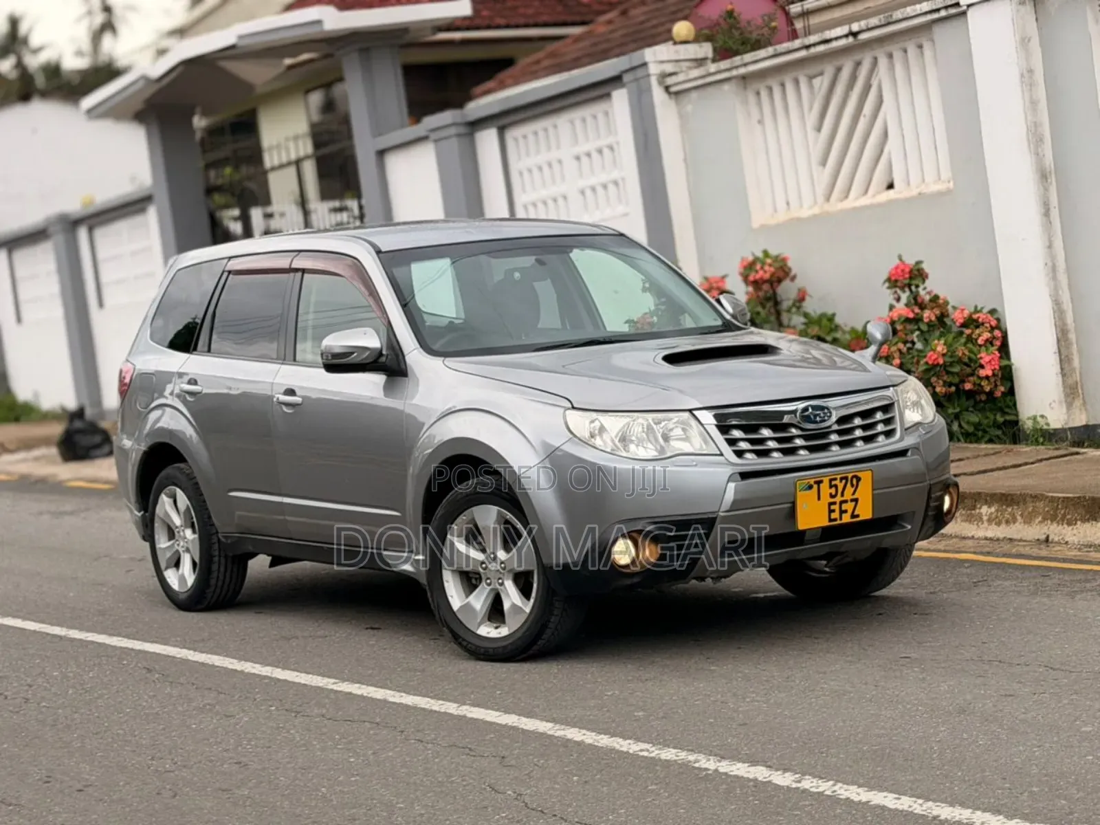 Subaru Forester 2010 Silver