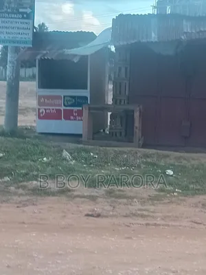 Nauza Banda La M Pesa Na Eneo Lake