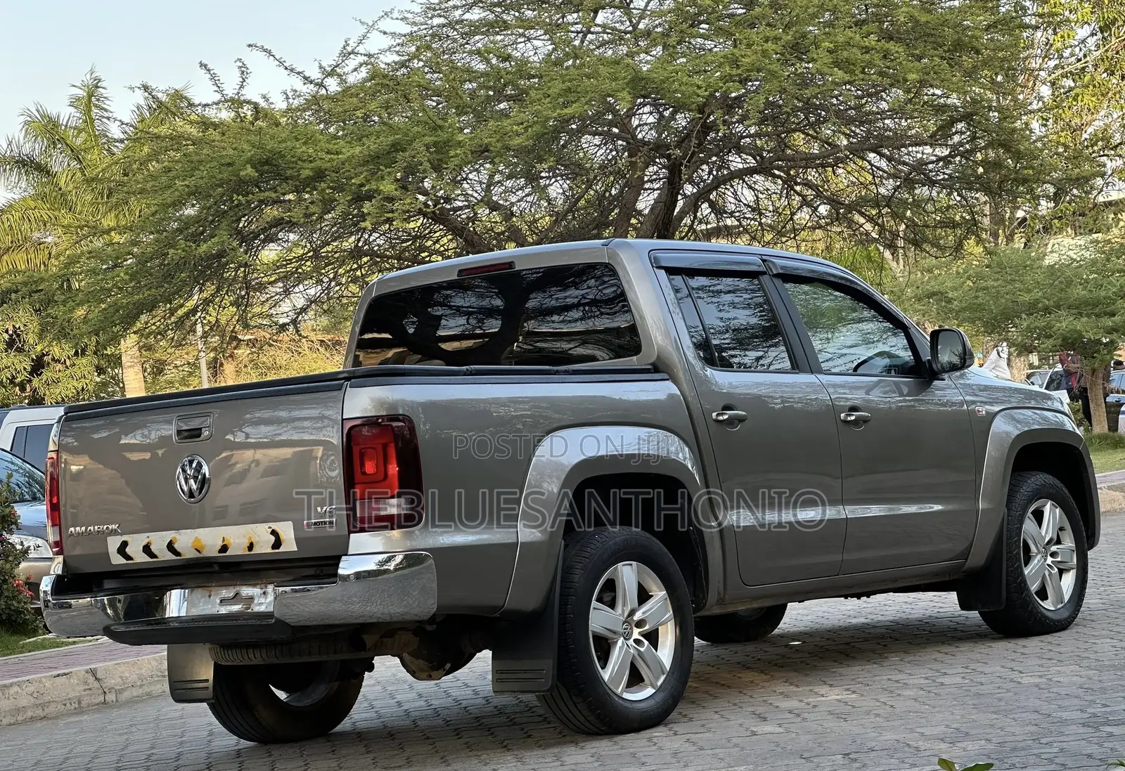 Volkswagen Amarok 2020 Silver