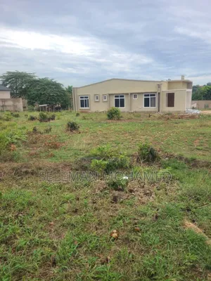 Kiwanja Kinauzwa Tegeta