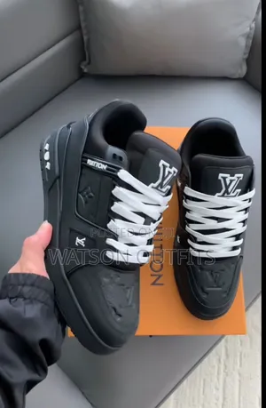 Louis Vuitton Brand Black Colour Men's Leather Shoes Original