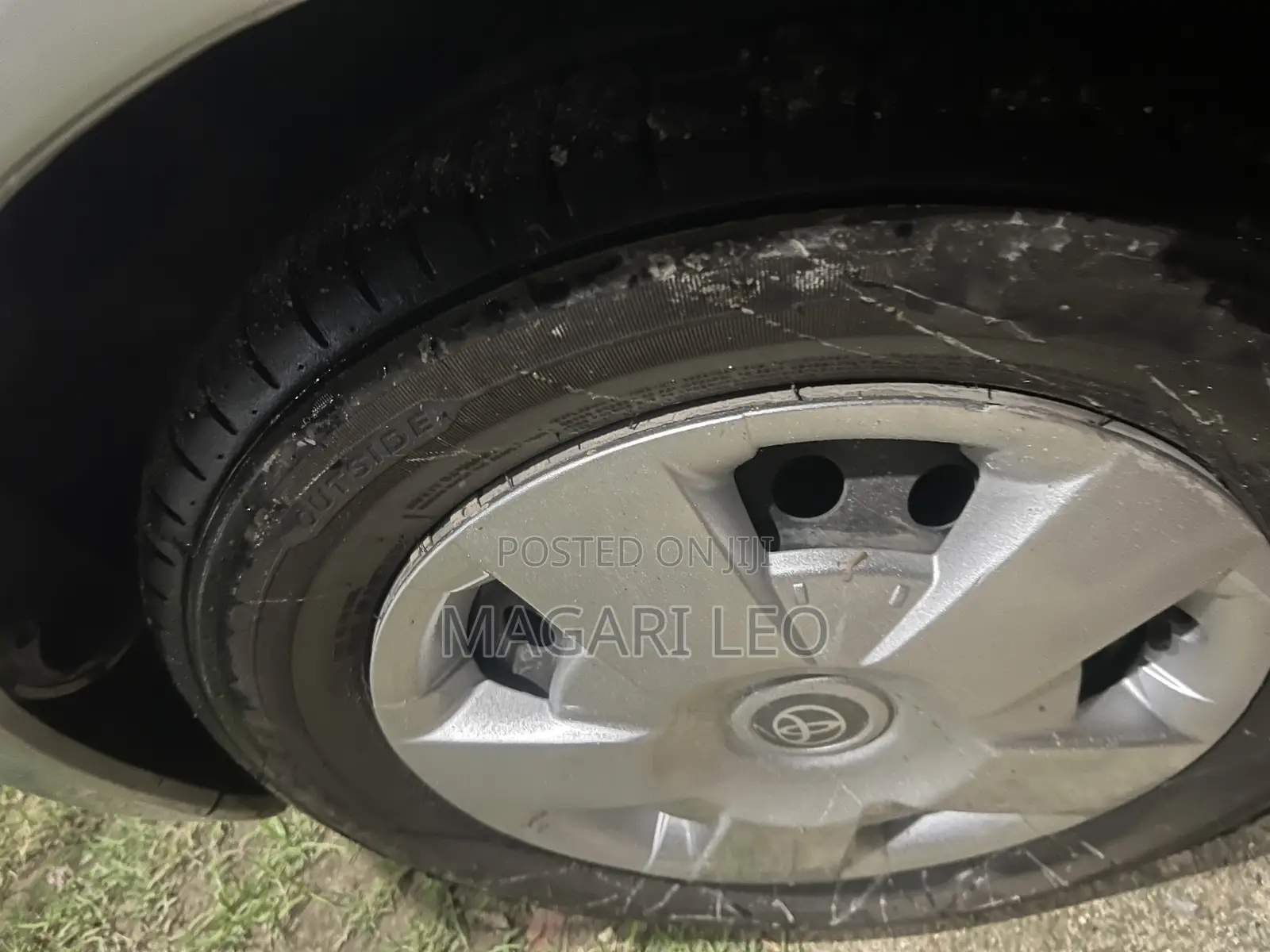Toyota IST 2004 Silver