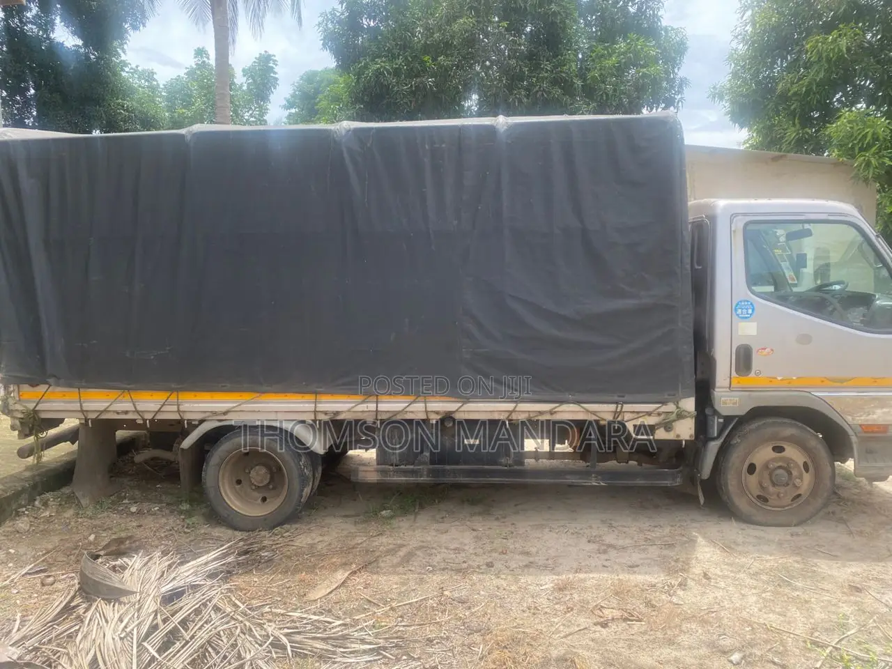 Mitsubishi Canter Curtain Body