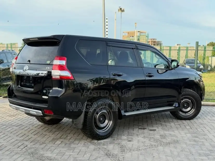 Toyota Land Cruiser Prado 2015 Black