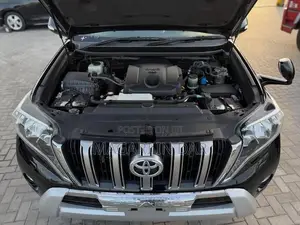 Toyota Land Cruiser Prado 2015 Black