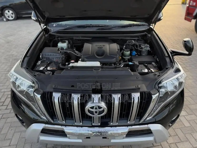 Toyota Land Cruiser Prado 2015 Black