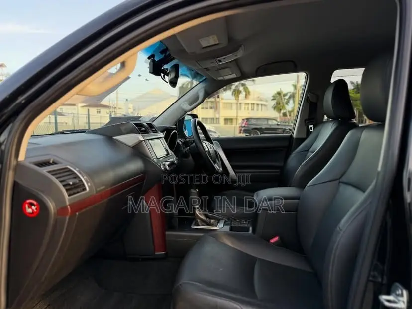 Toyota Land Cruiser Prado 2015 Black