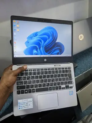 New Laptop HP EliteBook Folio G1 8GB Intel Core i5 SSD 256GB