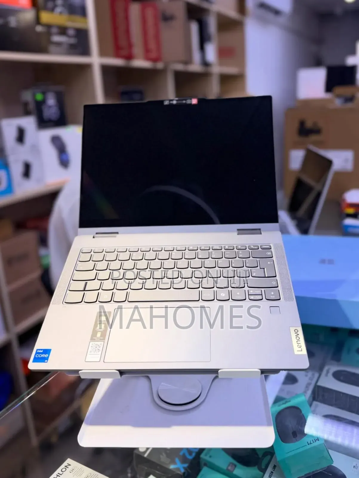 New Laptop Lenovo 16GB Intel Core i5 SSD 512GB