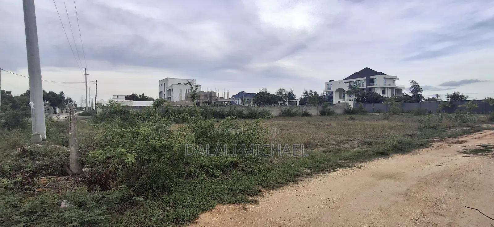 Plot for Sale Bahari Beach.!!