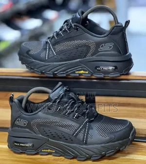 Sketchers Original Brand New Men's Leather Shoes