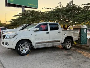 Toyota Hilux 2.5 D-4D Double Cab 2008 White