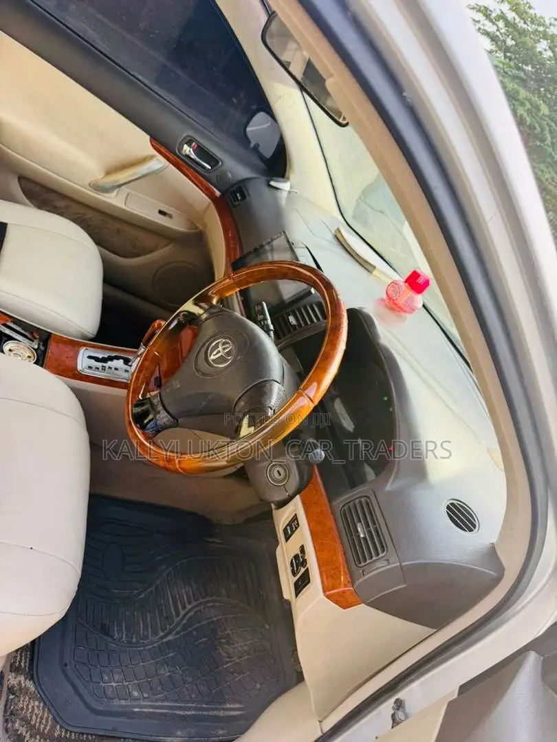 Toyota Premio 2005 Silver