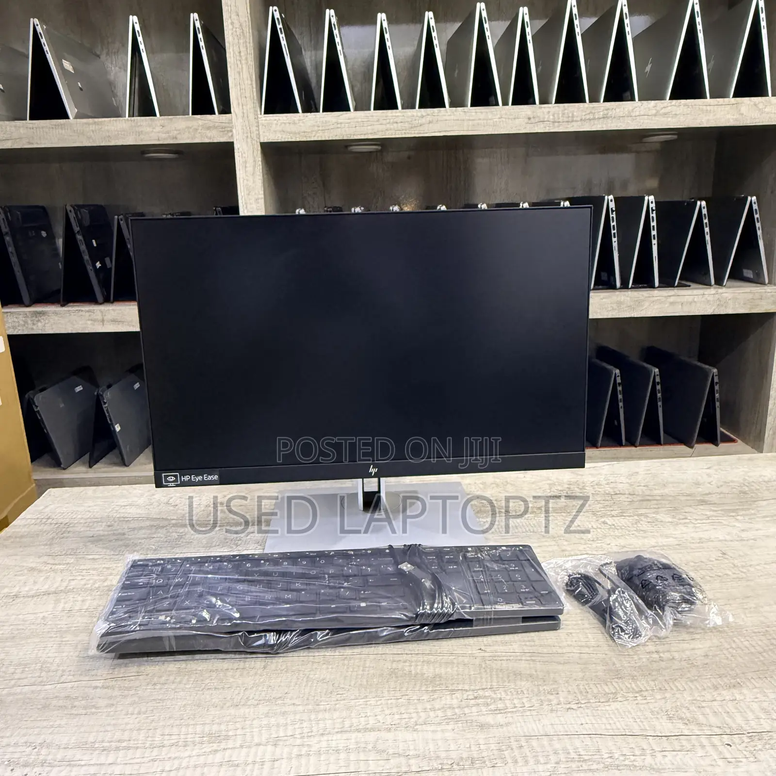 Desktop Computer HP 200 G4 All-in-One 8GB Intel Pentium SSD 256GB