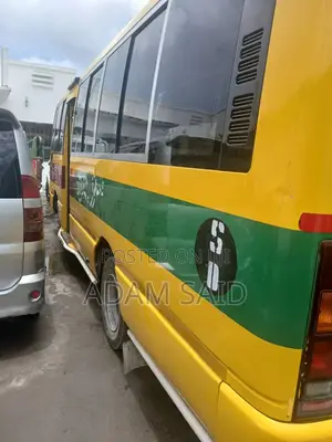 Nissan Civilian 2008 Yellow