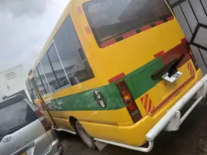 Nissan Civilian 2008 Yellow