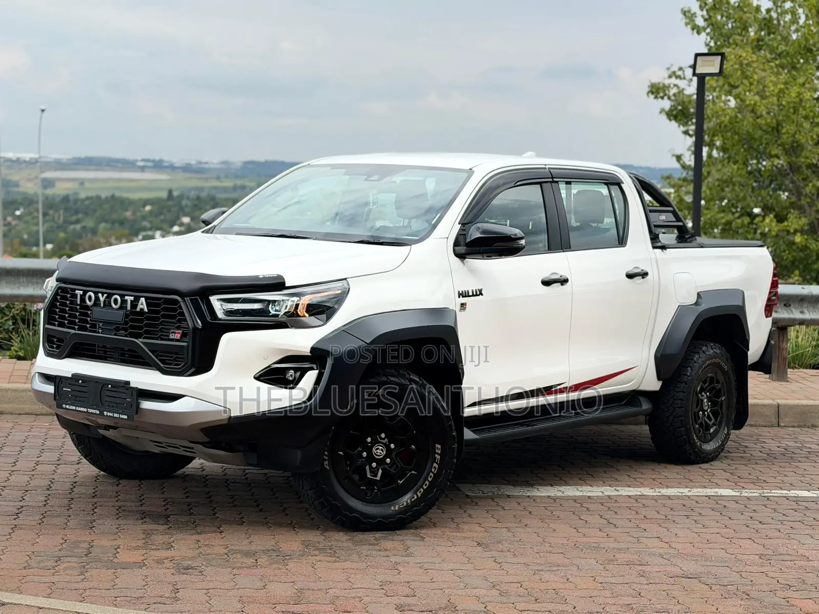 New Toyota Hilux 2025 White
