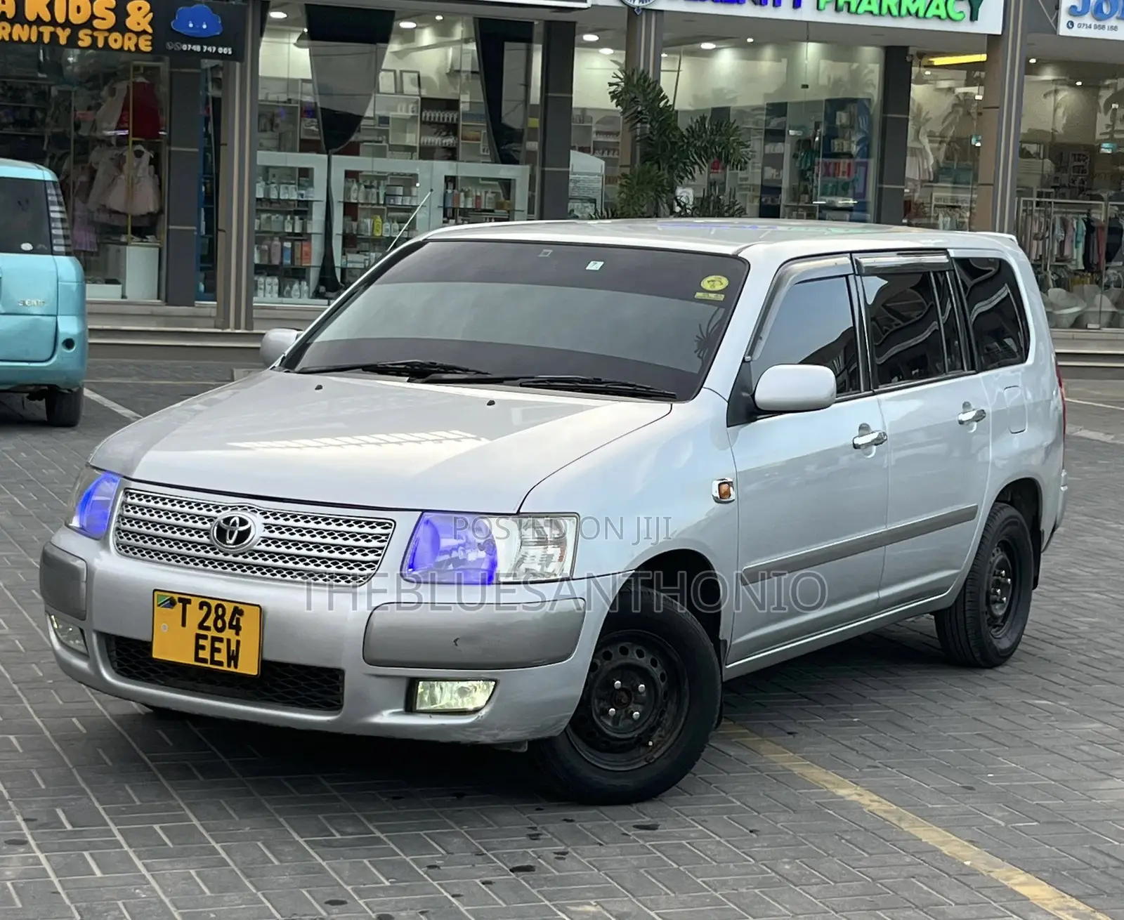 Toyota Succeed 2004 Silver