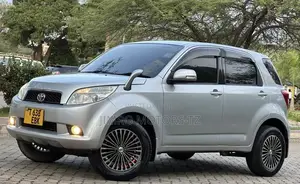 Toyota Rush 2006 Silver
