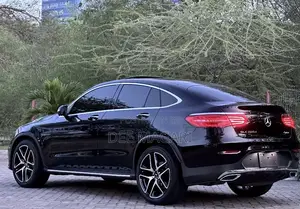 Mercedes-Benz GLC-Class 2017 Black