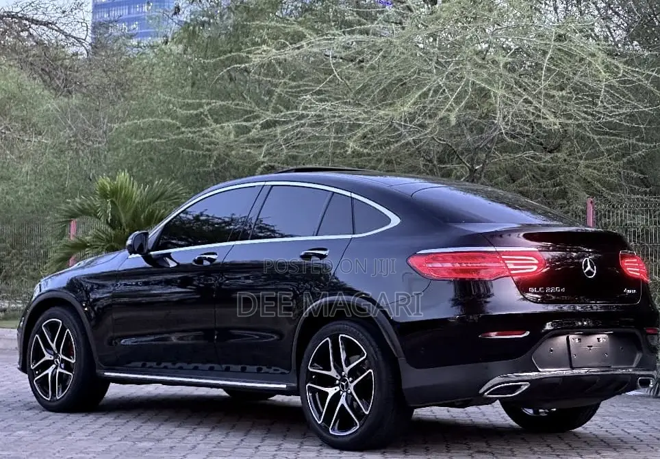 Mercedes-Benz GLC-Class 2017 Black