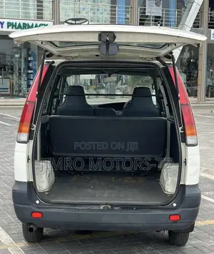 Toyota TownAce Noah 1998 White