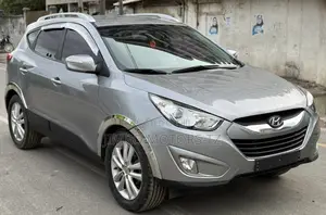 Hyundai Tucson 2012 Silver