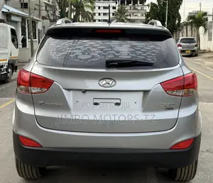 Hyundai Tucson 2012 Silver