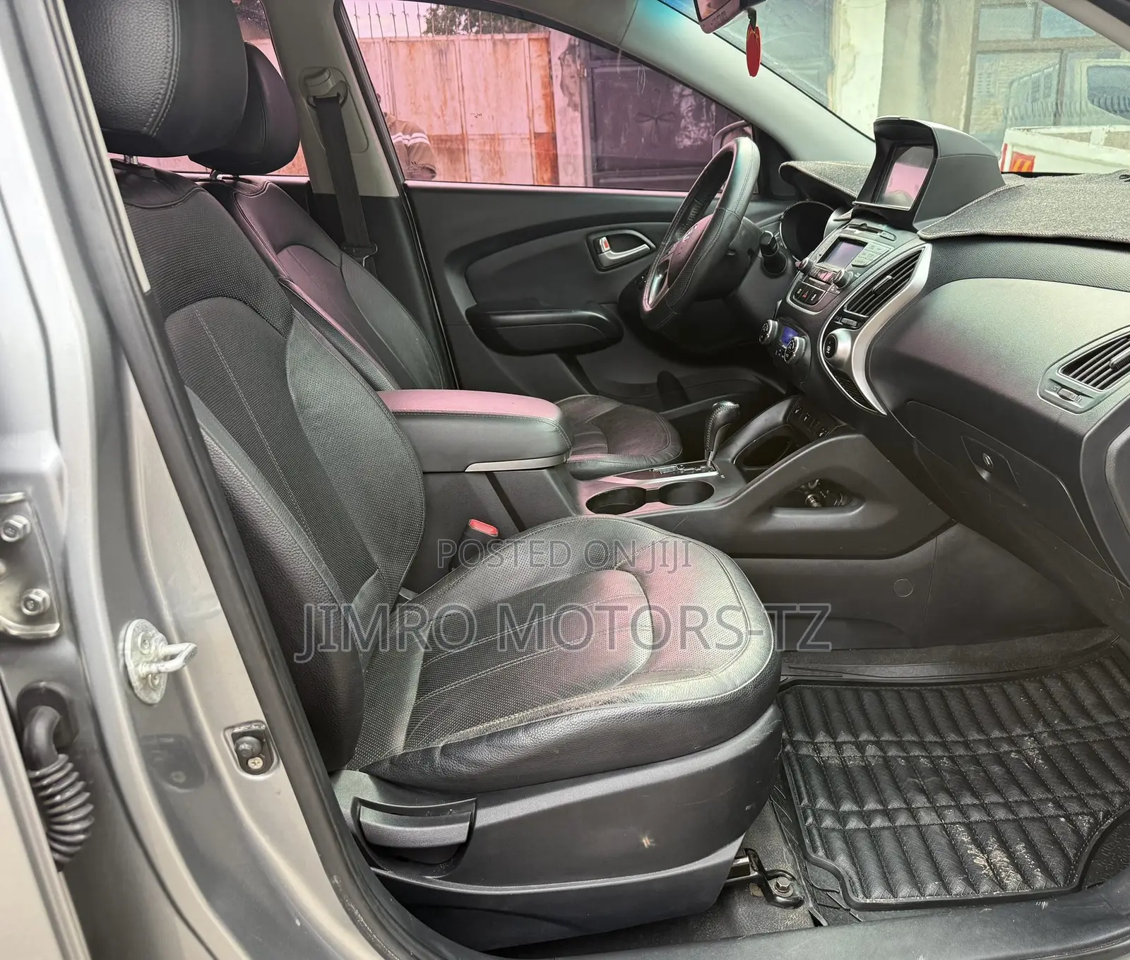 Hyundai Tucson 2012 Silver